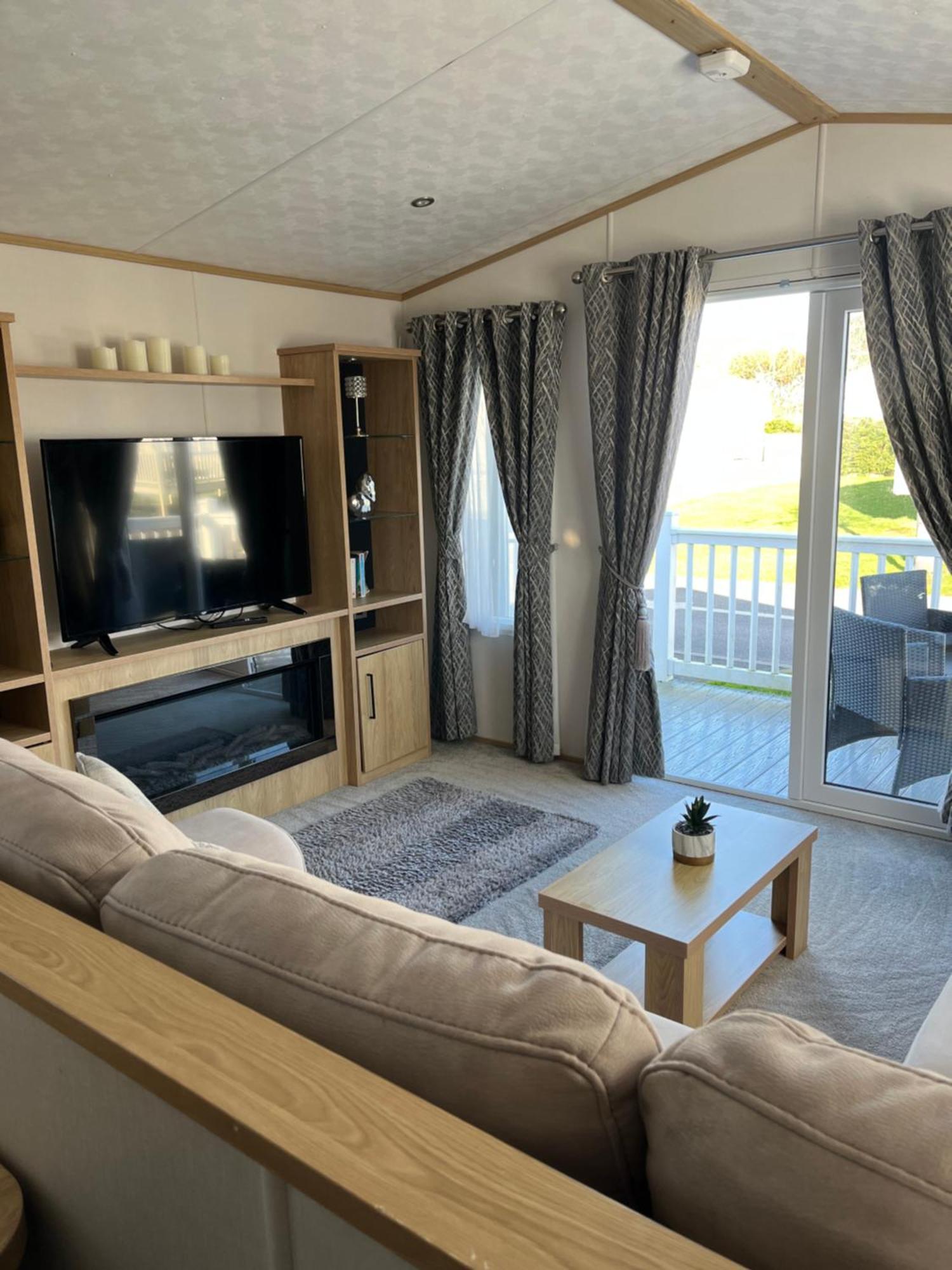 The Luxe Lodge, Skipsea Sands Bridlington Ulrome Exterior foto